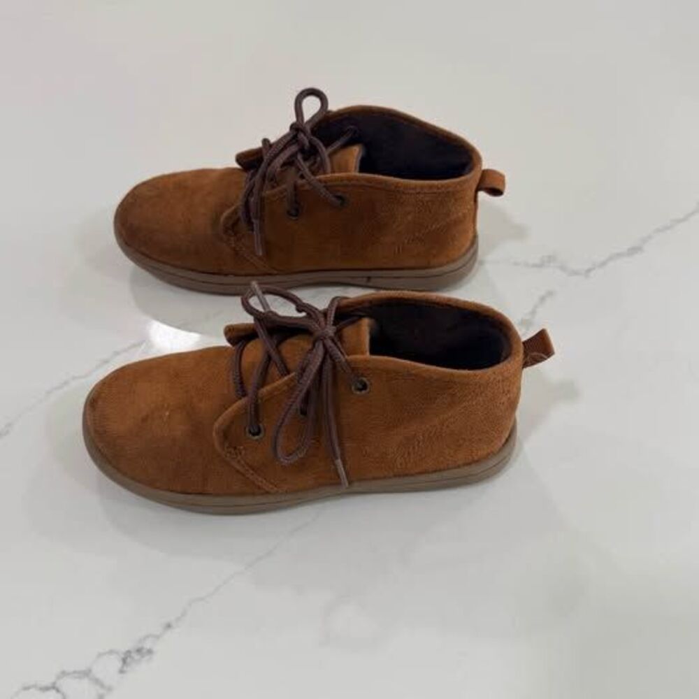 Cat & Jack Toddler Faux Suede Chukka Boots Boys Size 13